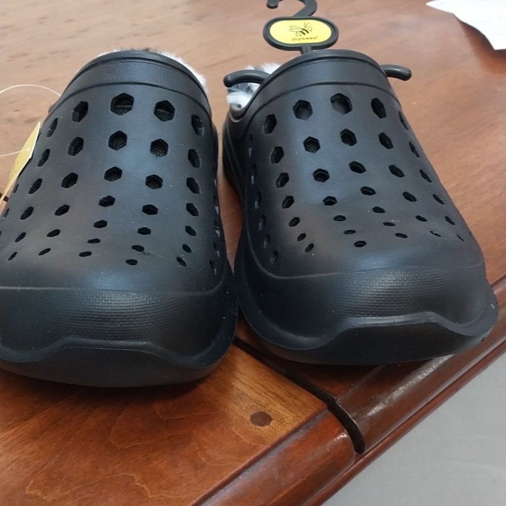 JOYBEES COZY COW PRINT CLOG...SIZE 7....NEW